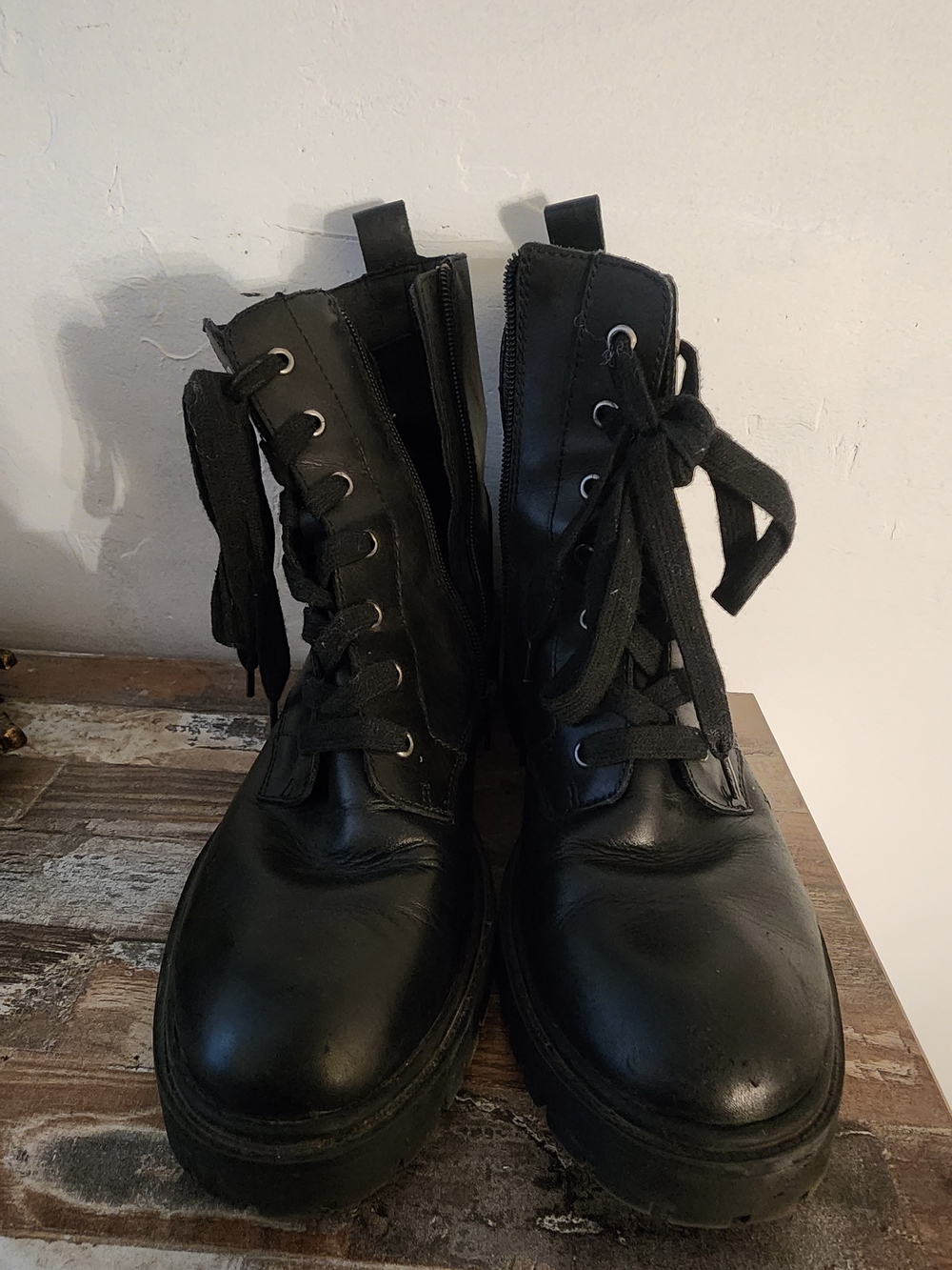 Black Women's Lace-Up Combat Boots